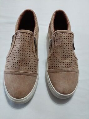 Report Women's Perforated Suede Slip-On Sneakers in Tan
